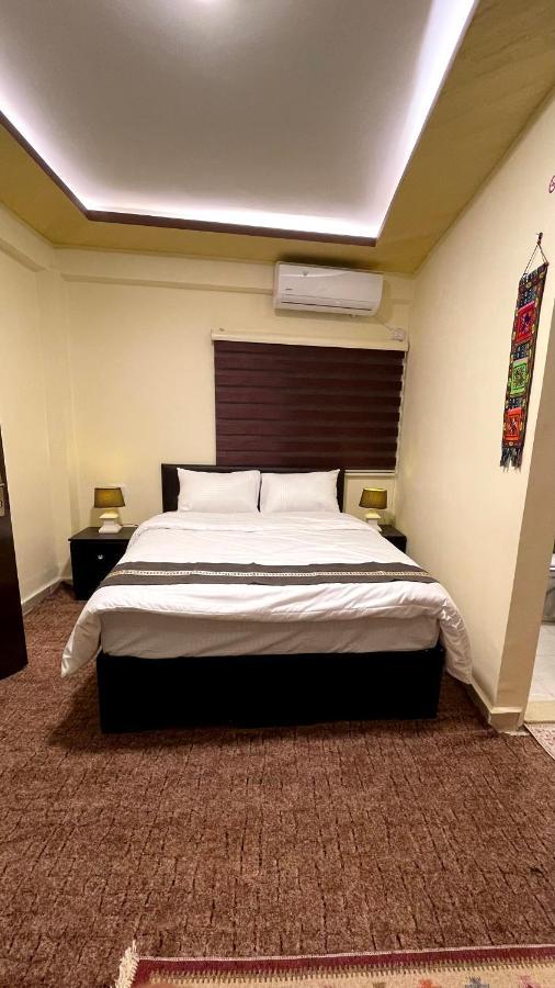Ad Deir Guesthouse Wadi Musa Exterior photo