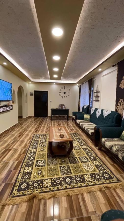 Ad Deir Guesthouse Wadi Musa Exterior photo